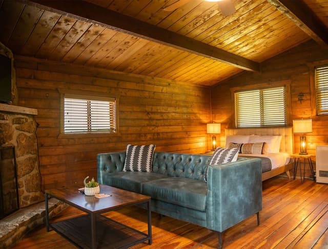 Studio Cabin