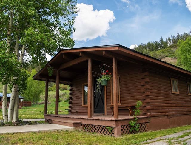 Studio Cabin