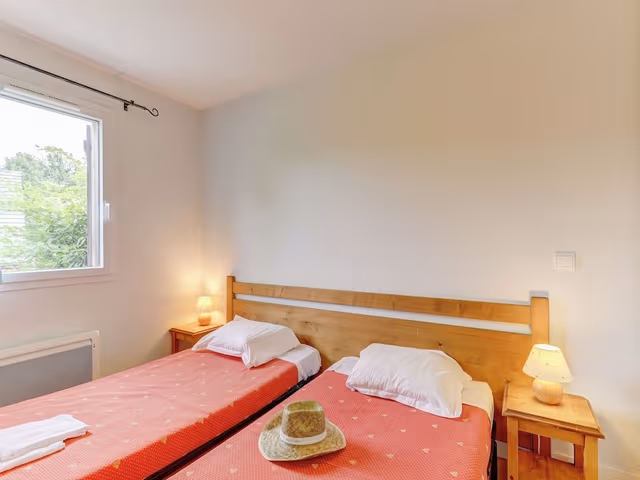 2-room house for 4 people