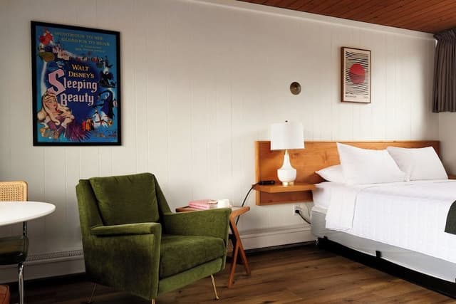 Classic Room, 1 Queen Bed