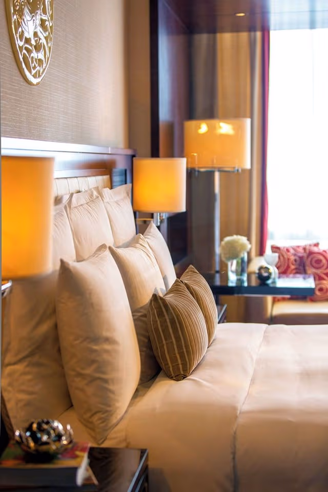 Club Room, 1 King Bed