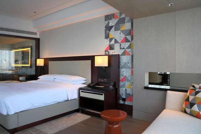 Room, 1 King Bed (Grand)