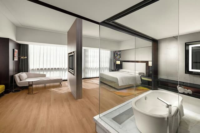 Executive Suite, 1 King Bed