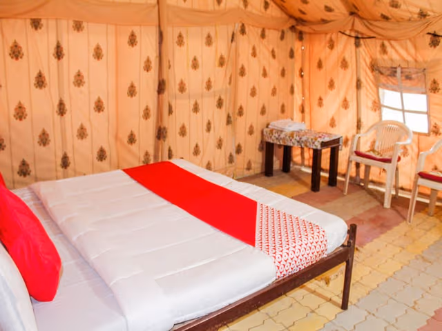 Deluxe Double or Twin Room