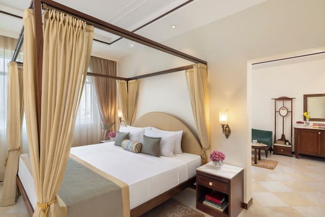 SeleQtions Suite, 1 King Bed (Taj Mahal View)
