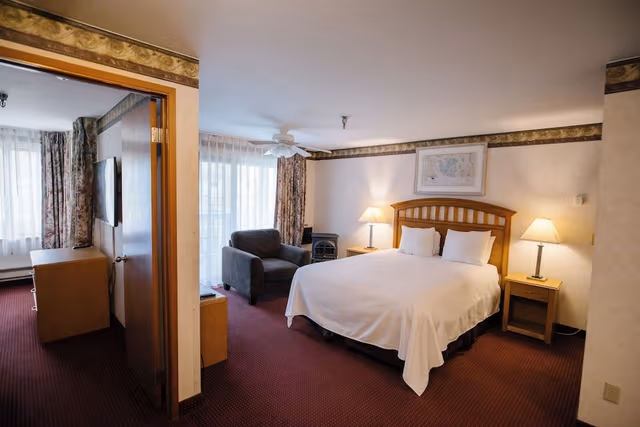 Suite, 2 Queen Beds