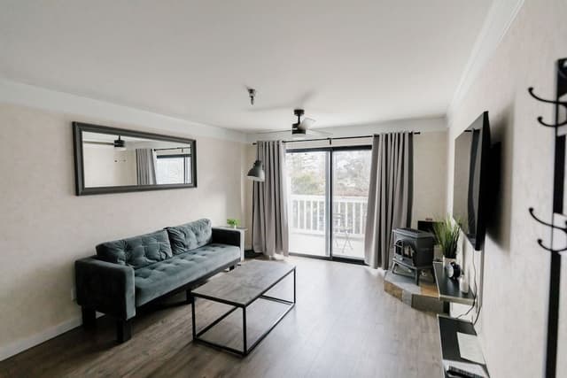 Suite, 1 King Bed