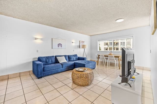 Economy Apartment, 2 Bedrooms, Partial Ocean View