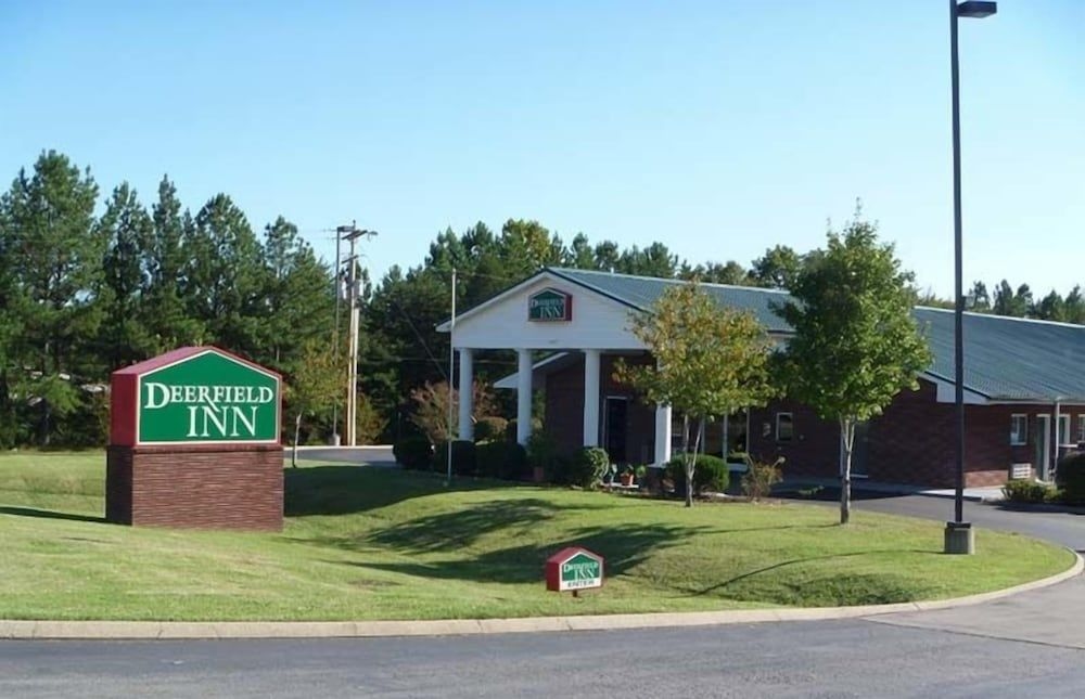 Deerfield Inn and Suites - Fairview1