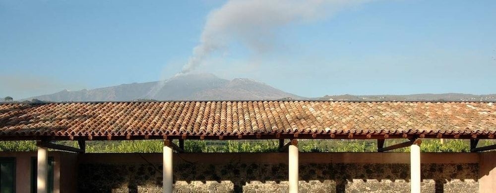 Etna1