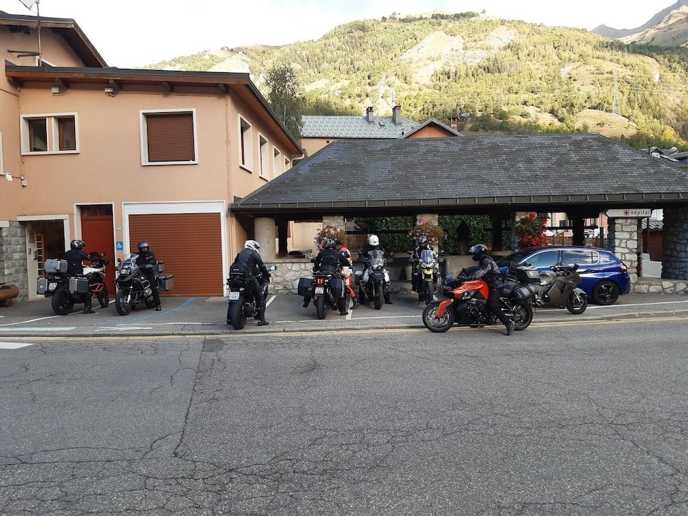 Hotel Arolla4