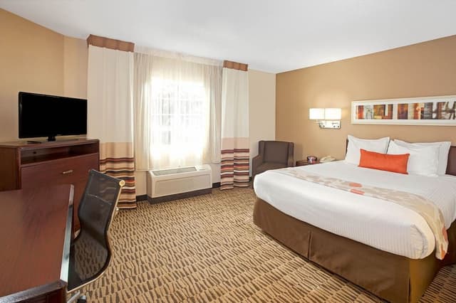 Standard Room, 1 Queen Bed, Non Smoking