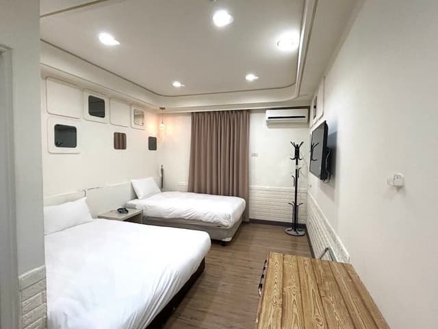 Triple Room