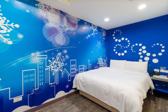 Double Room (No Window)