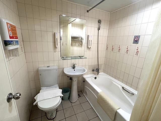 Triple Room