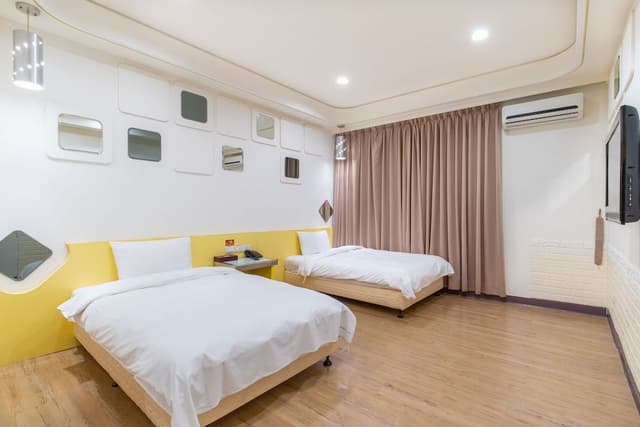 Twin Room
