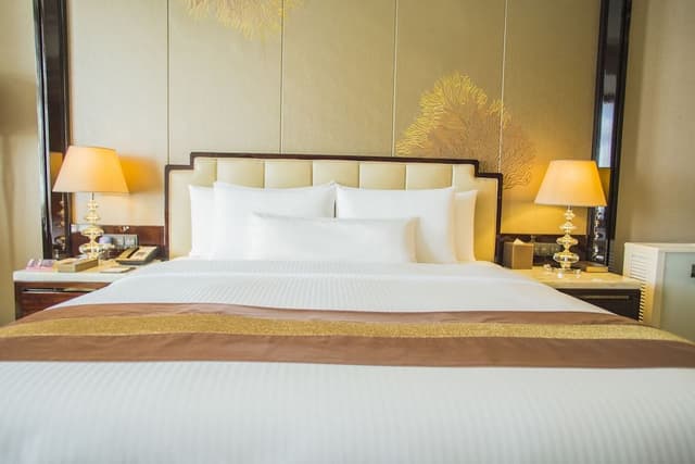 Grand Deluxe King Room