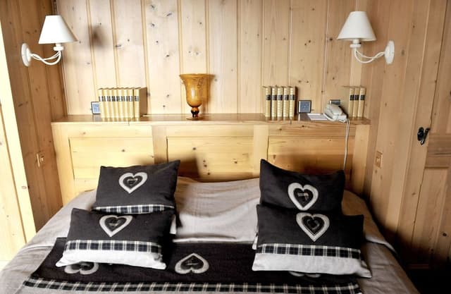 Double Room, Balcony, Mountain View (Combins - South view)