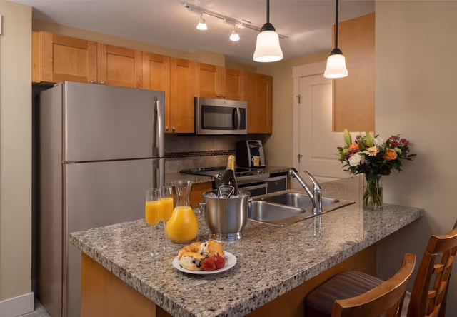 Suite, 2 Bedrooms, Lake View