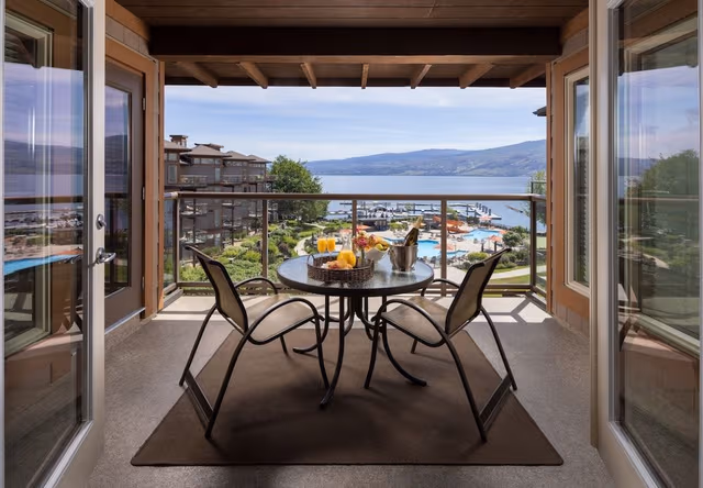 Suite, 2 Bedrooms, Lake View