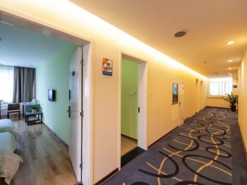 Luoyang Aviation E-home Inn4