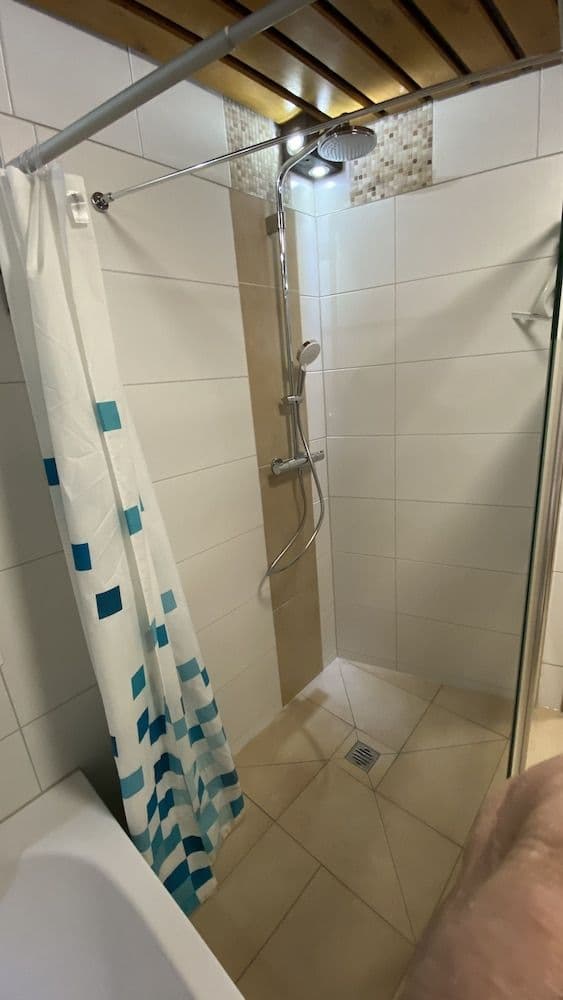 Double Room, Non Smoking, Shared Bathroom