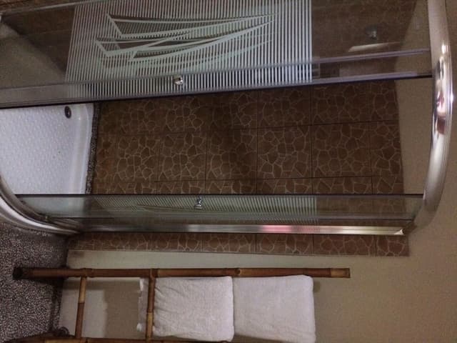Standard Room, Corner