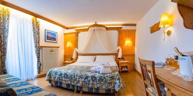 Classic Triple Room, Mountain View