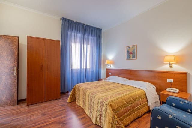 Basic Triple Room