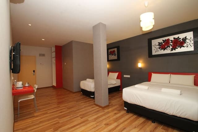 Deluxe Family Room