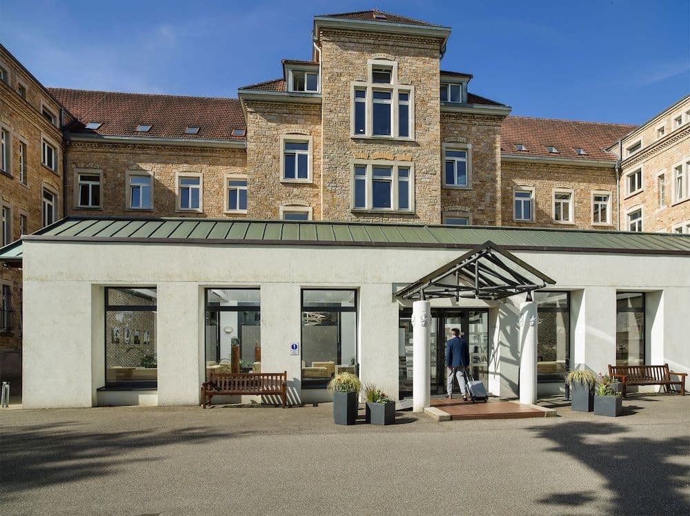 Bildungshaus St. Bernhard - Wohnen und Tagen Bildungshaus St. Bernhard - Wohnen und Tagen