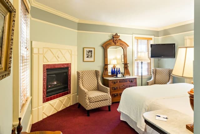 Deluxe Room, 1 King Bed