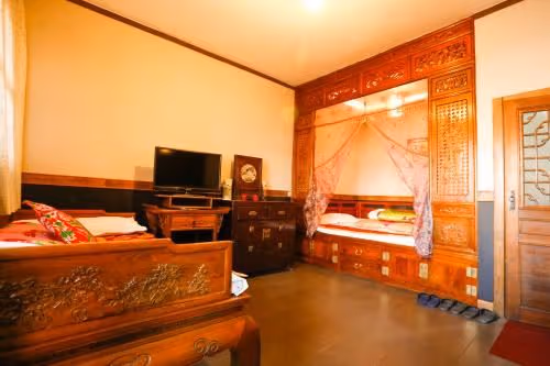 Deluxe Family Room