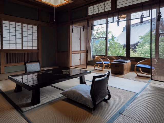 Seika - Premium Suite with Tatami Area