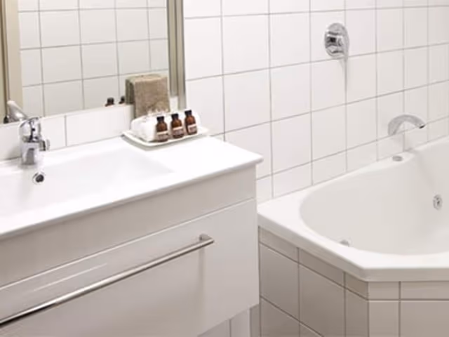 One Bedroom Spa