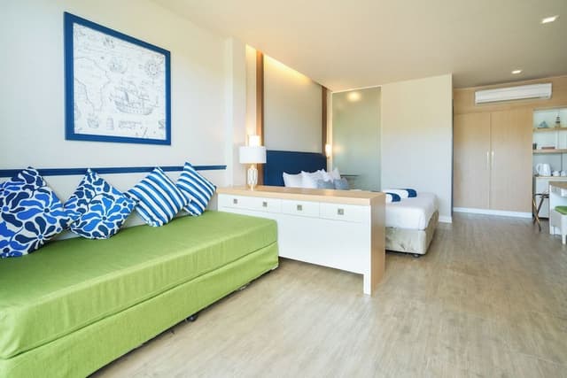Premier Triple Room