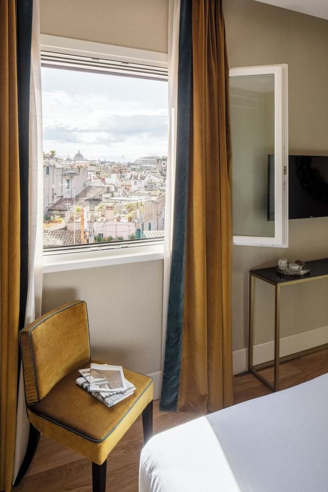 Executive Suite, Balcony, City View