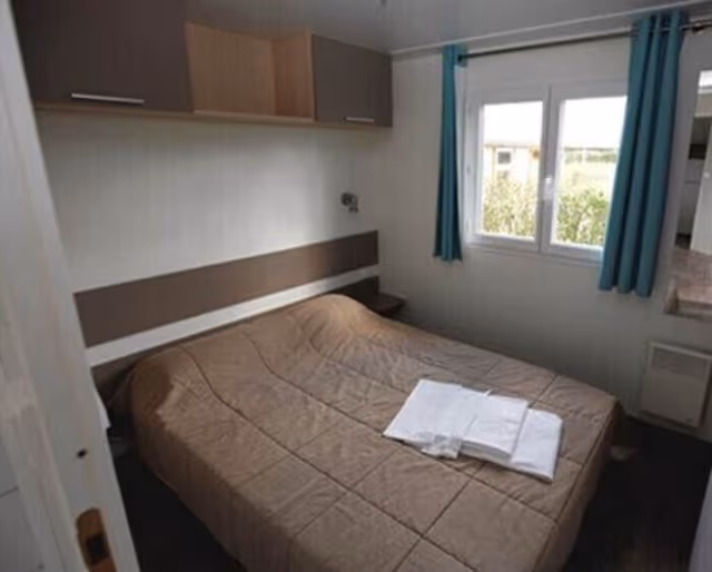 Basic Mobile Home, 3 Bedrooms