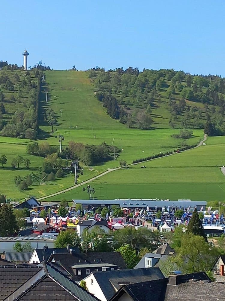 Kurhotel Hochsauerland 2010 - Werner Wilhelm Wicker KG Kurhotel Hochsauerland 2010 - Werner Wilhelm Wicker KG