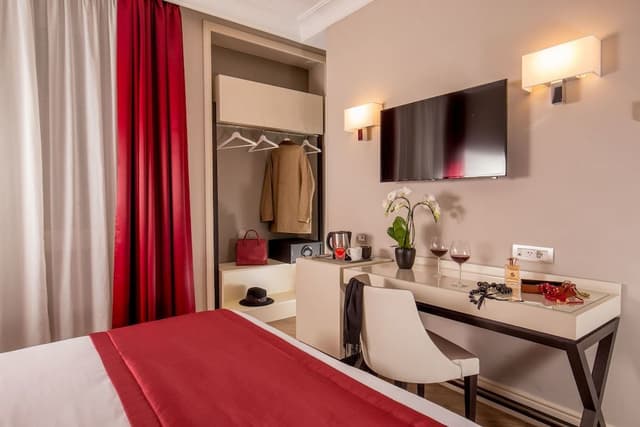 Classic Double or Twin Room