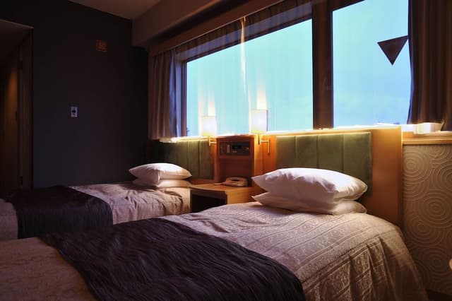 Standard Twin Room, Non Smoking (Castle View)