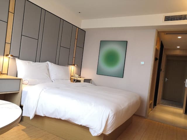 Zero Pressure Superior Queen Room