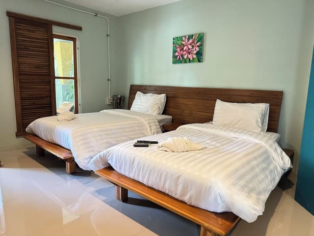 Standard Twin Room