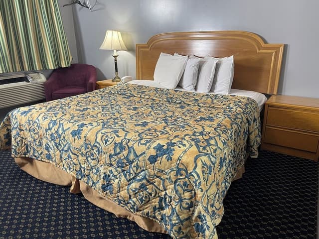 Comfort Room, 1 King Bed, Non Smoking