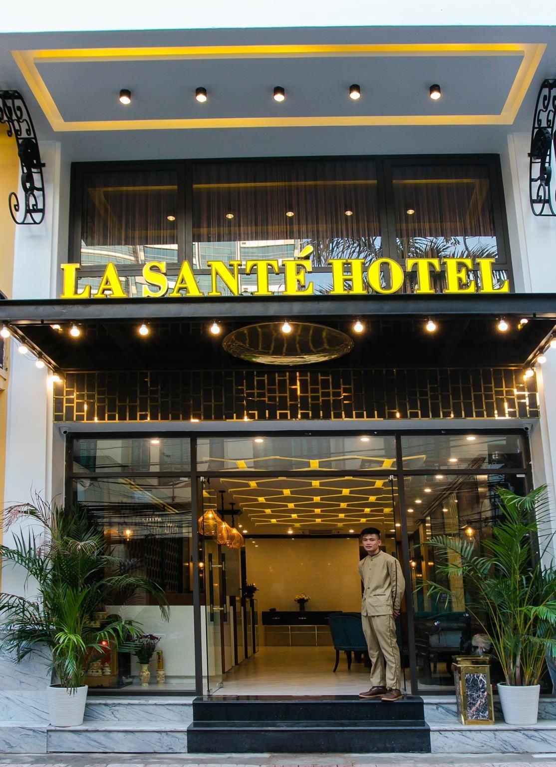 La Santé Hotel & Spa0