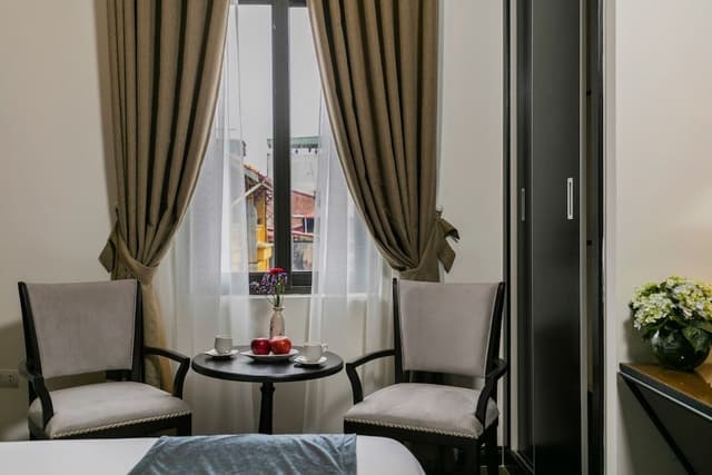 Deluxe Room, City View