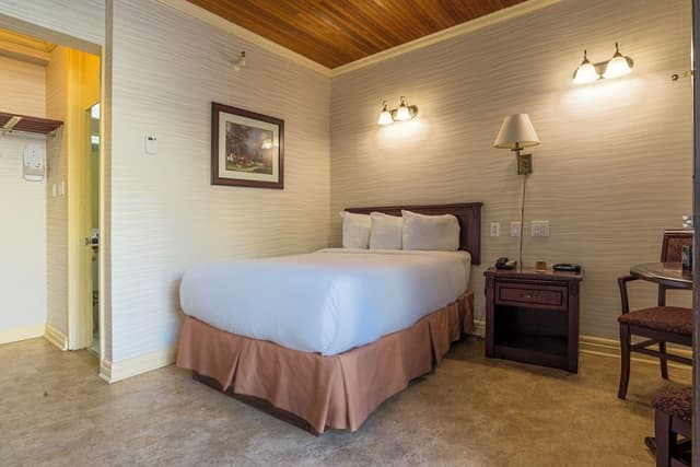 Double Room, 1 Double Bed, Courtyard Area