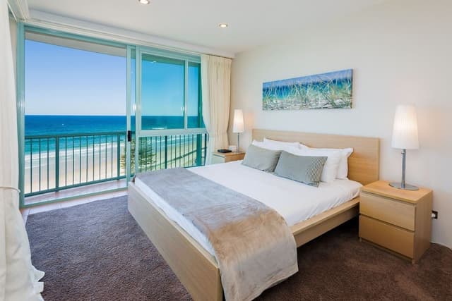 2 Bedrooms Ocean View