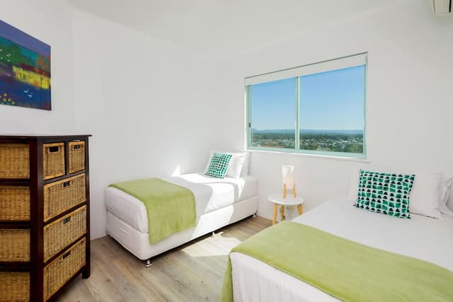 2 Bedrooms Ocean View