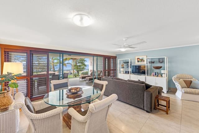 2 Bedroom Ocean View Upper Level Apartment